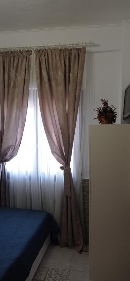 Angel Room 2 Nea Plagia Luaran gambar
